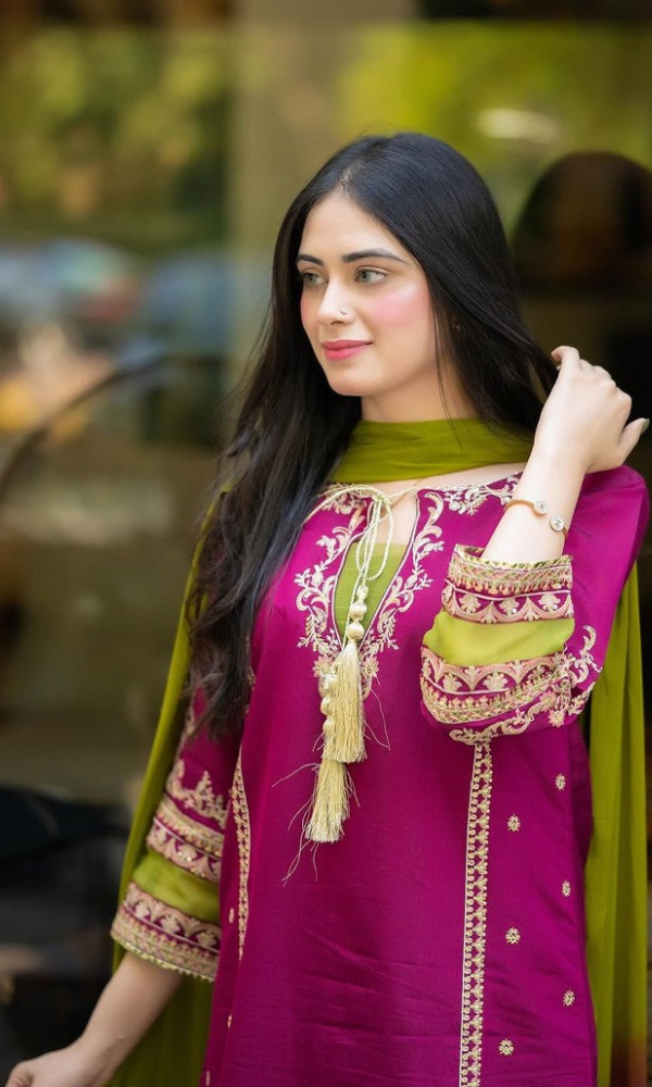 Omal By Komal 3PC-Heavy Embroidered Lawn Suit