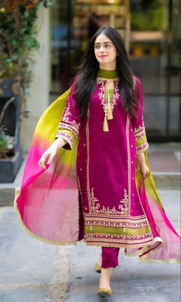 Omal By Komal 3PC-Heavy Embroidered Lawn Suit